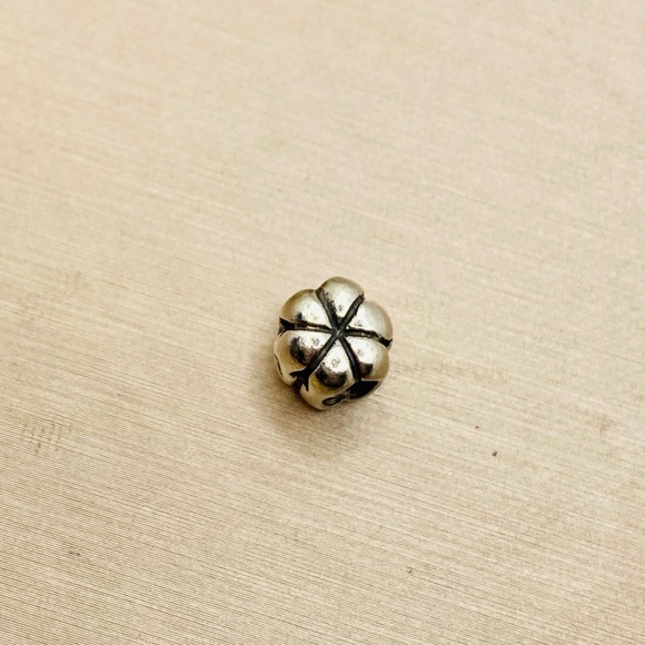 EUC Pandora 790393 Sterling Silver Halloween Jack-O-Lantern Pumpkin Bead - Picture 7 of 8